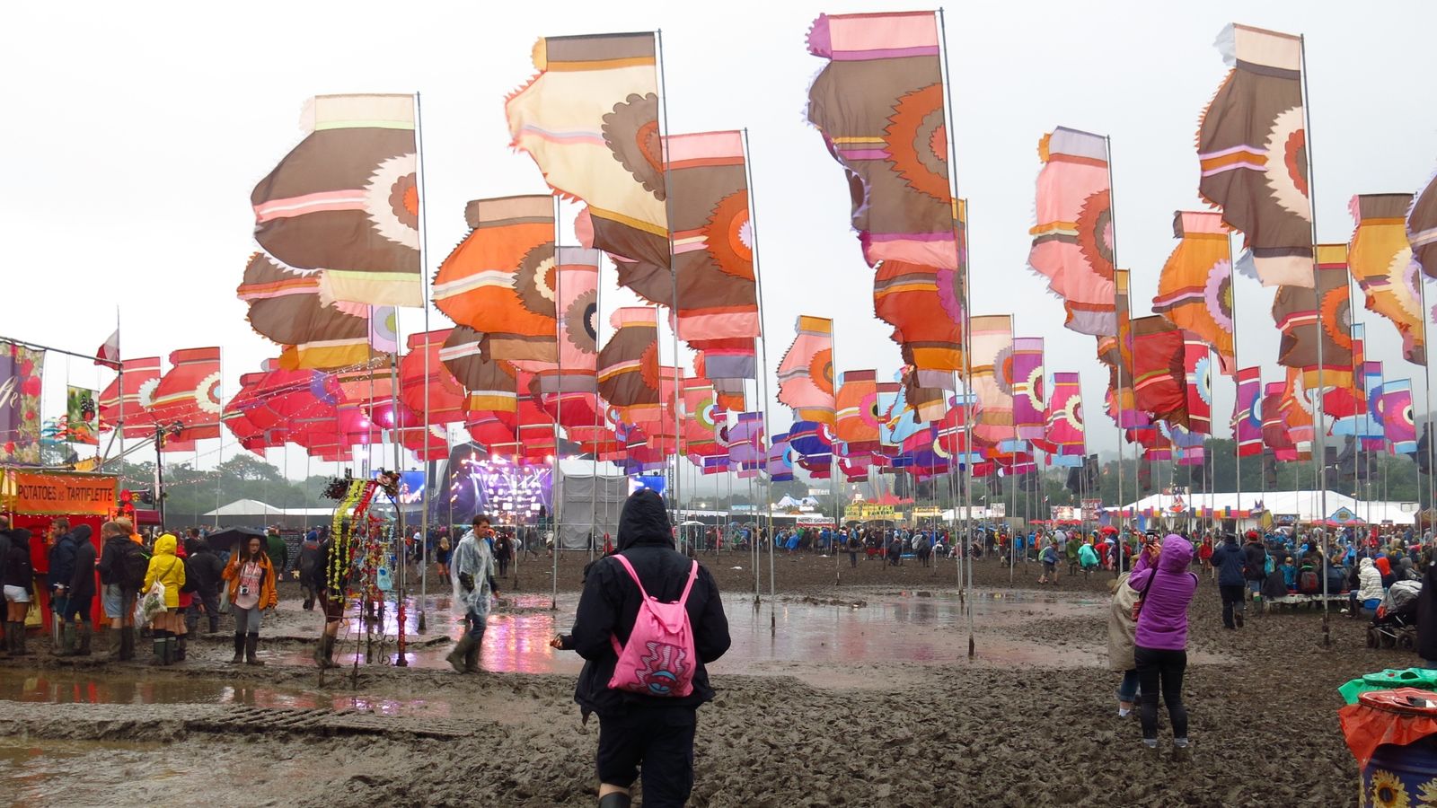 “تم تدميره تمامًا”: لن يتم الوفاء بحزم Glastonbury بقيمة 16500 جنيه إسترليني بعد أن تم تنفيذ الشركة | أخبار المال